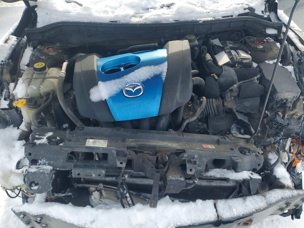 2013 MAZDA 3