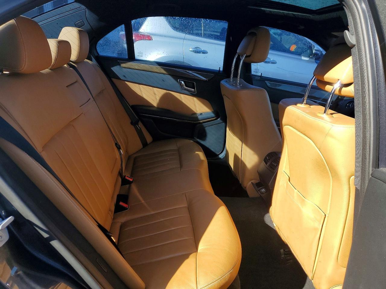 2010 MERCEDES-BENZ E-Class