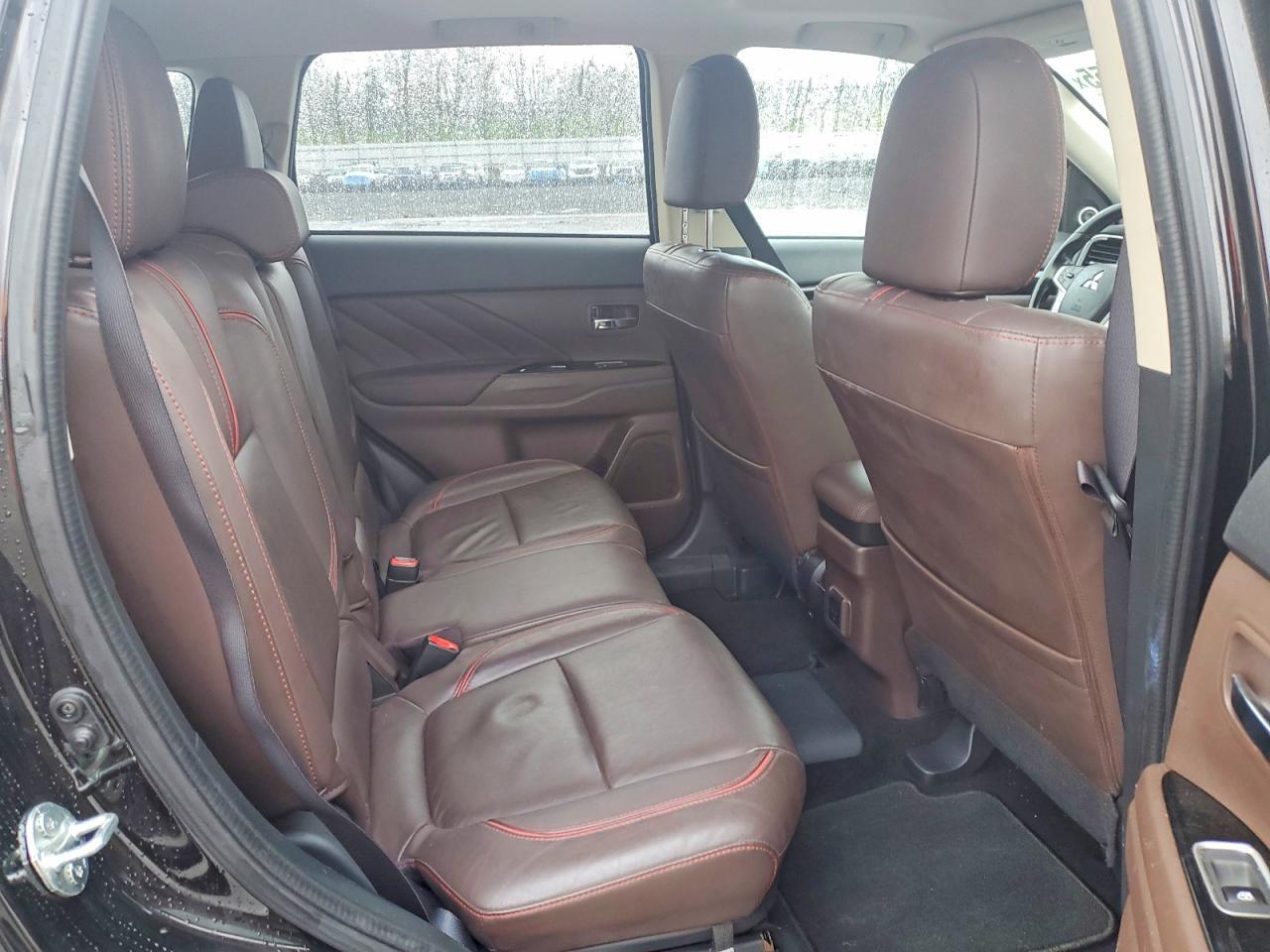 2018 MITSUBISHI outlander
