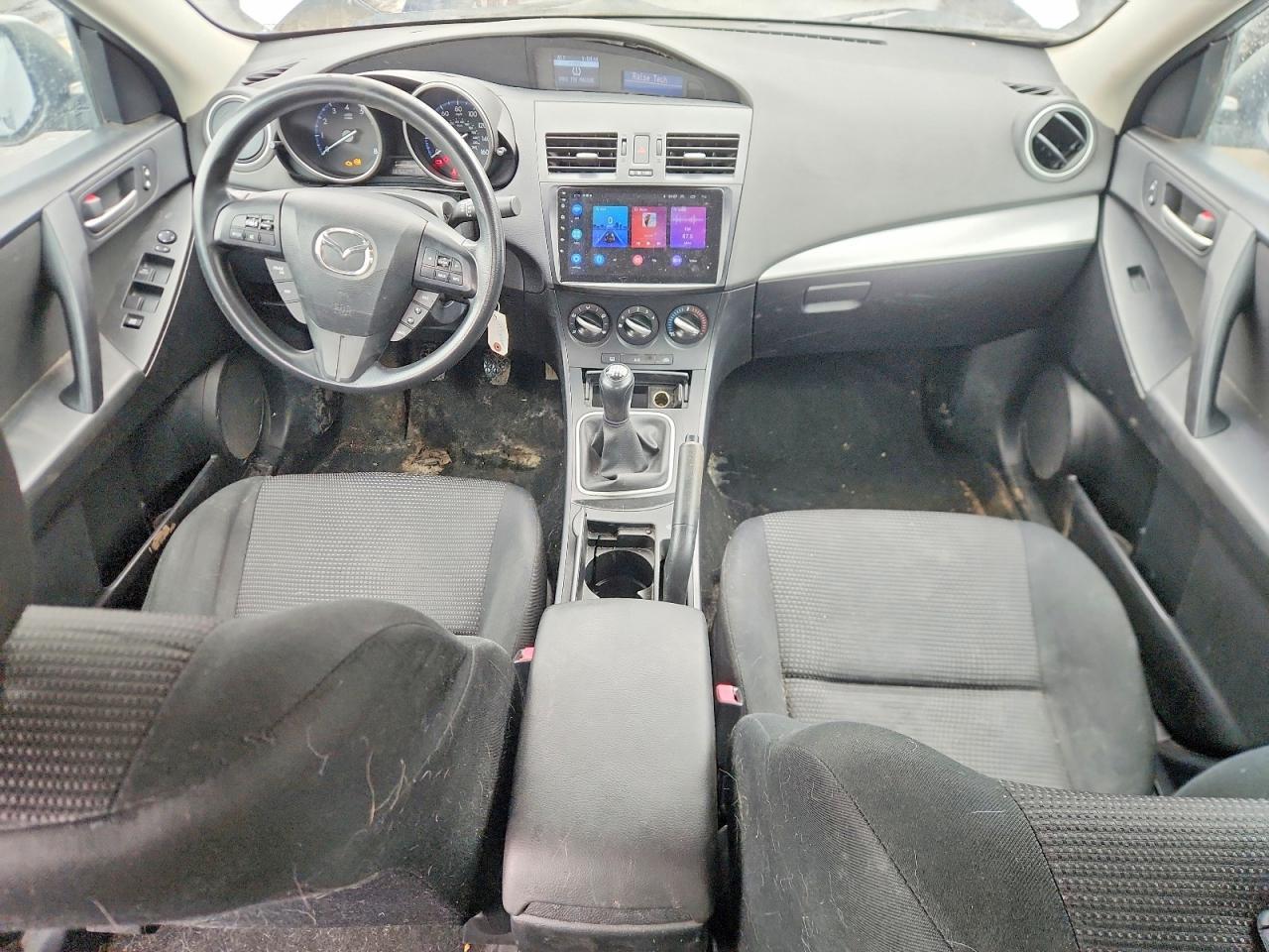 2013 MAZDA 3