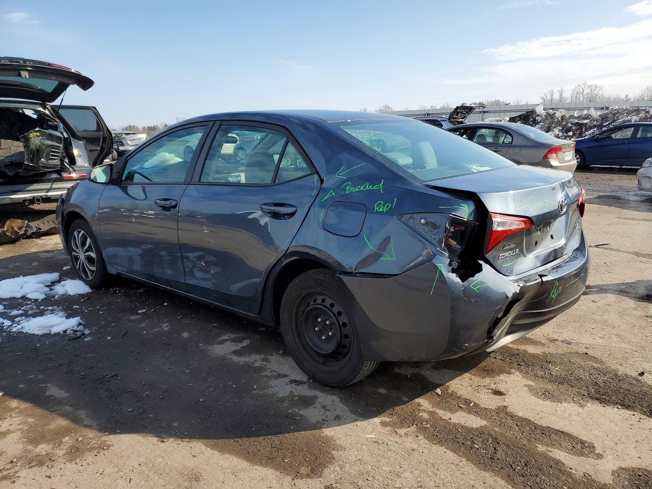 2015 TOYOTA COROLLA