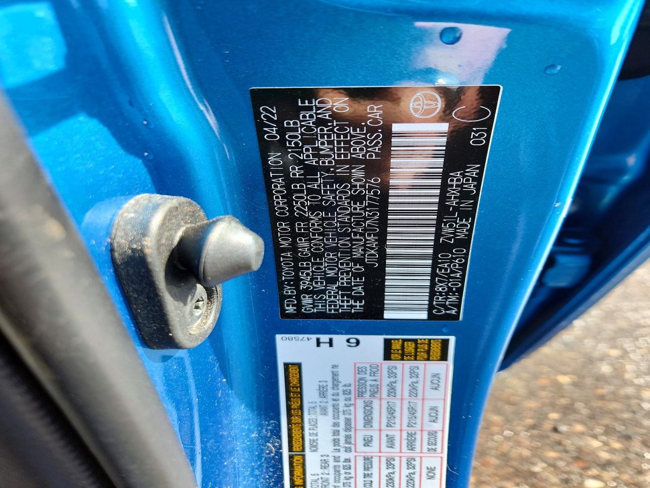 2022 TOYOTA PRIUS