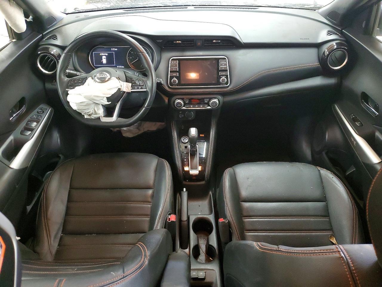 2019 NISSAN KICKS