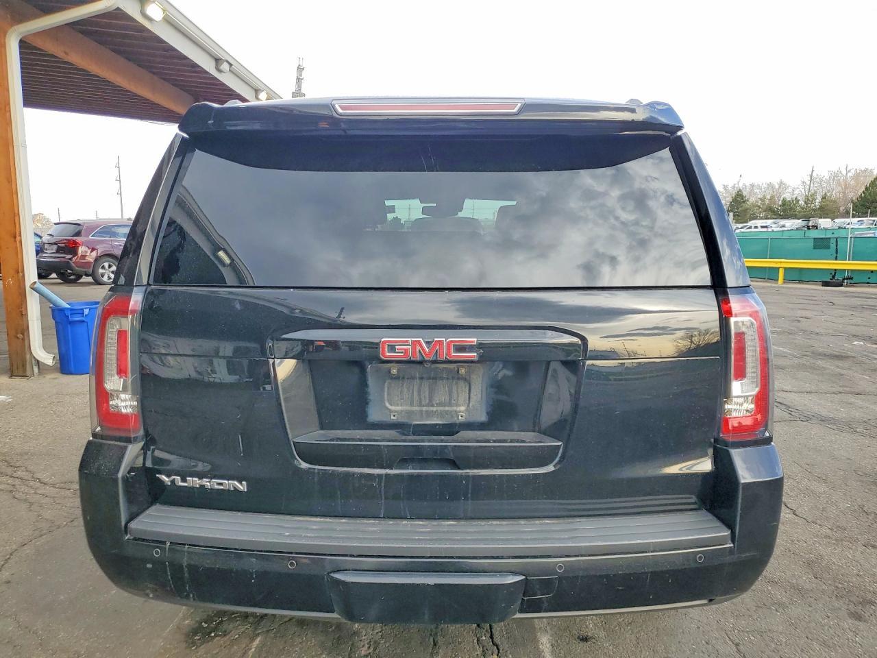 2017 GMC Yukon