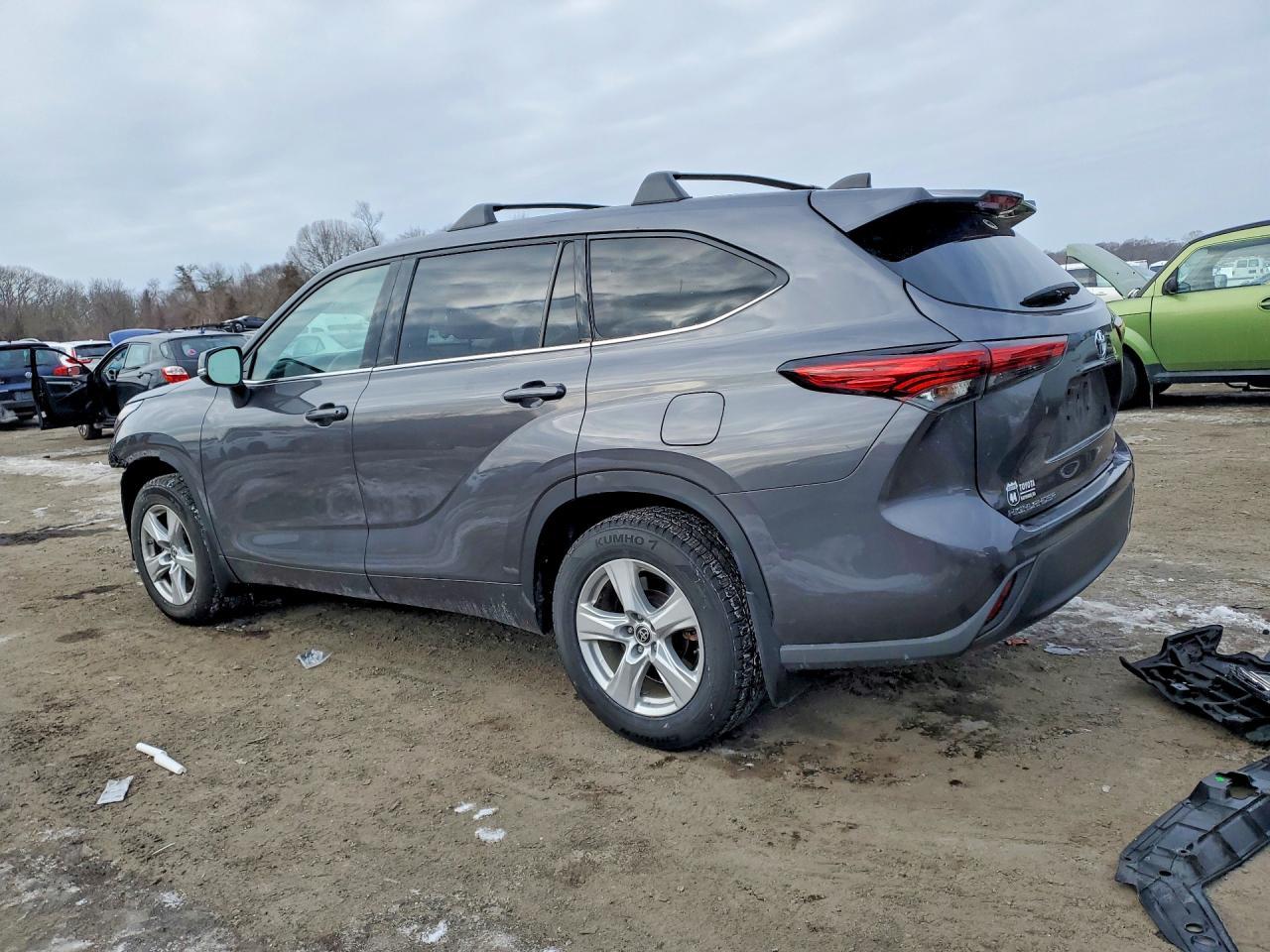 2022 TOYOTA HIGHLANDER