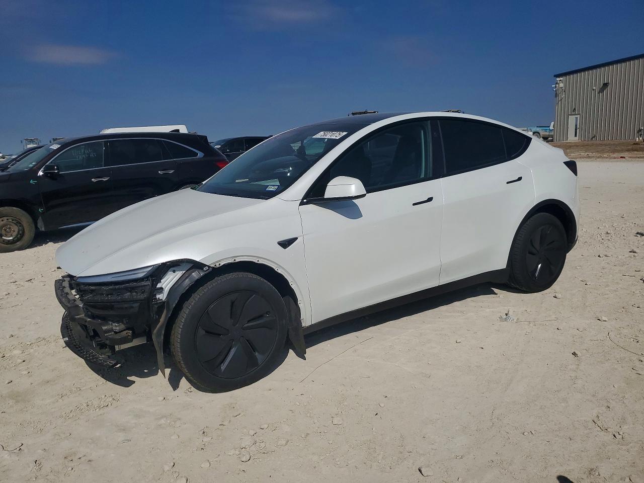 2026 TESLA MODEL Y