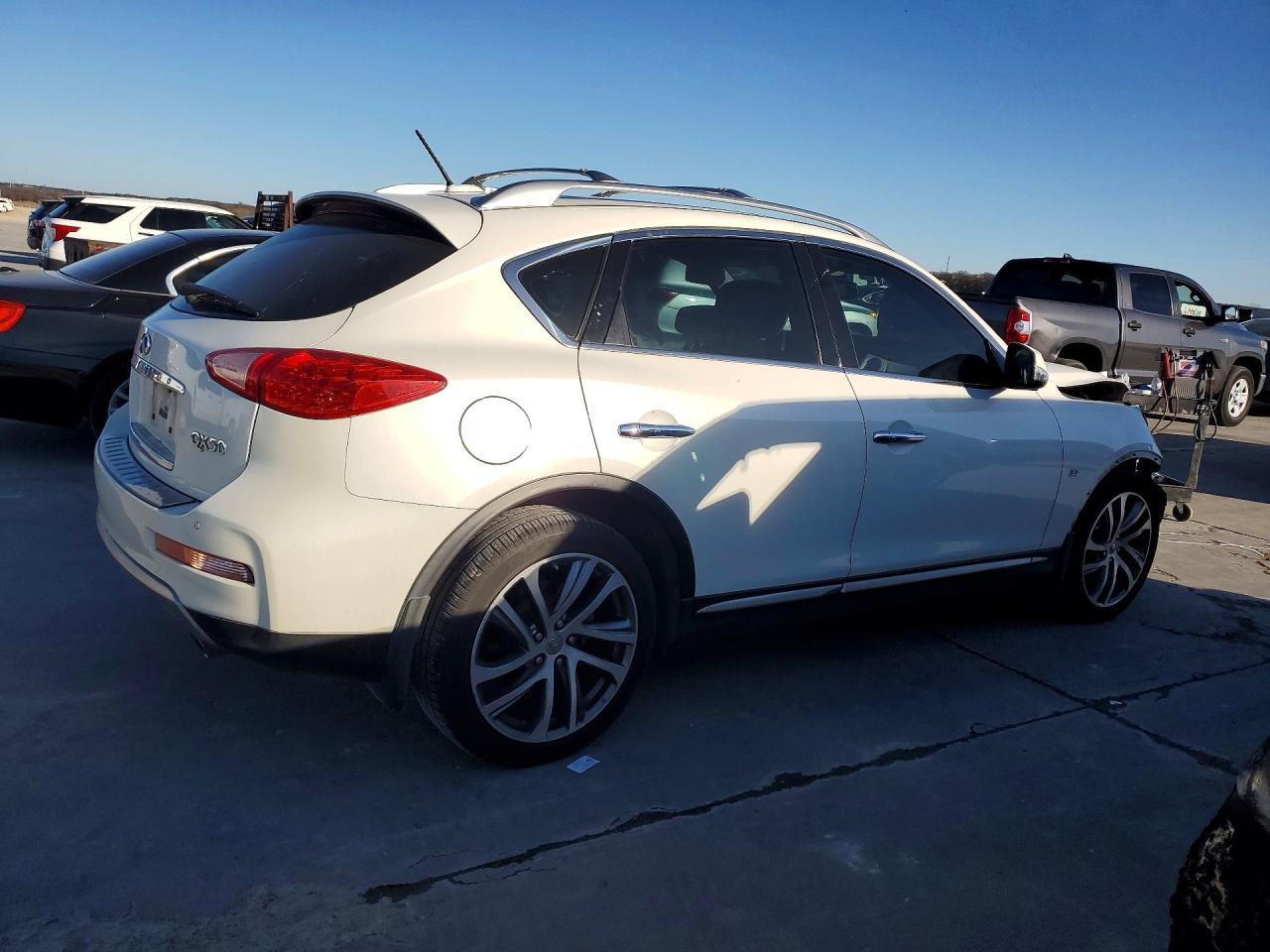2017 Infinity Qx50