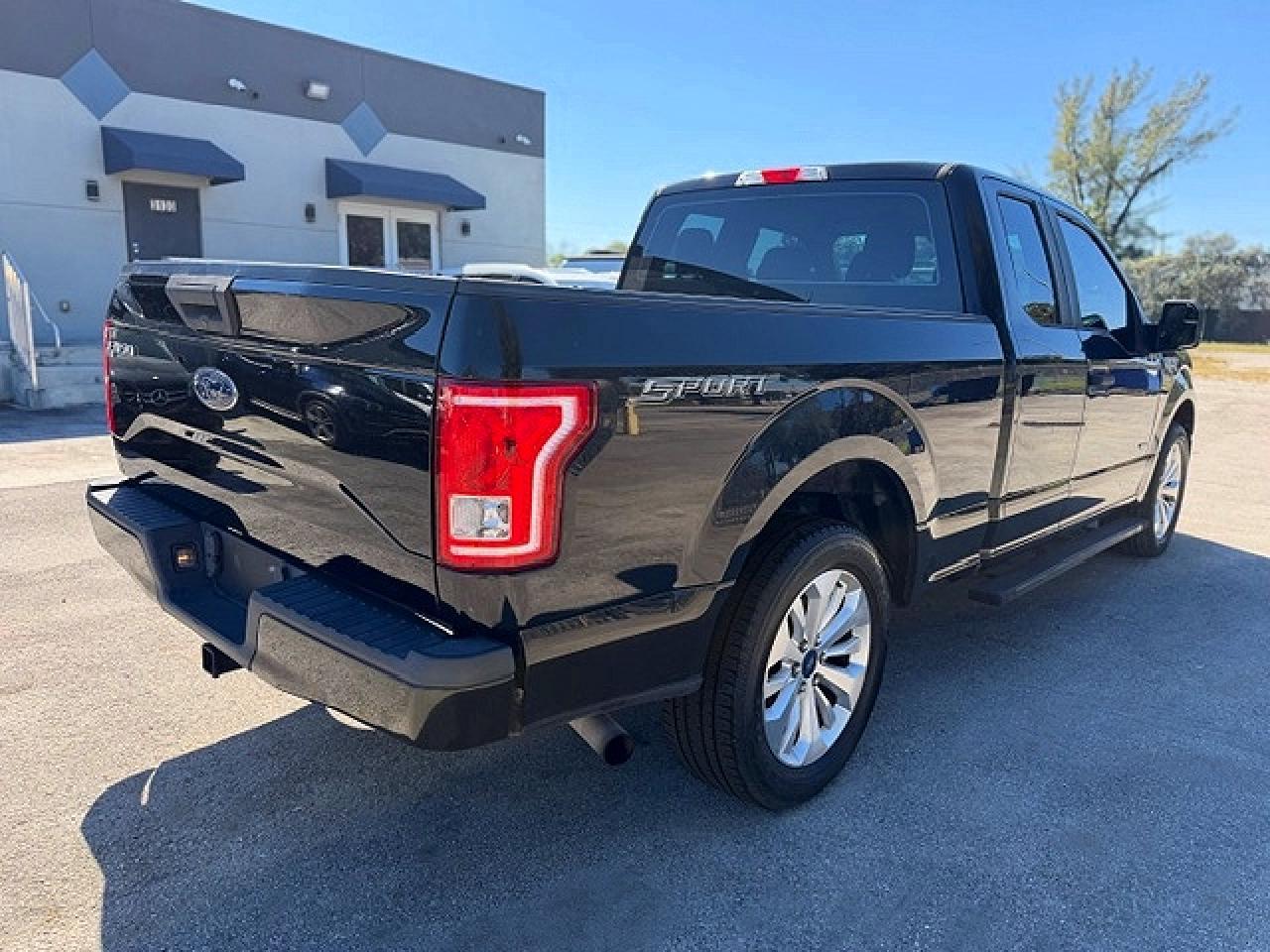 2016 FORD F-150
