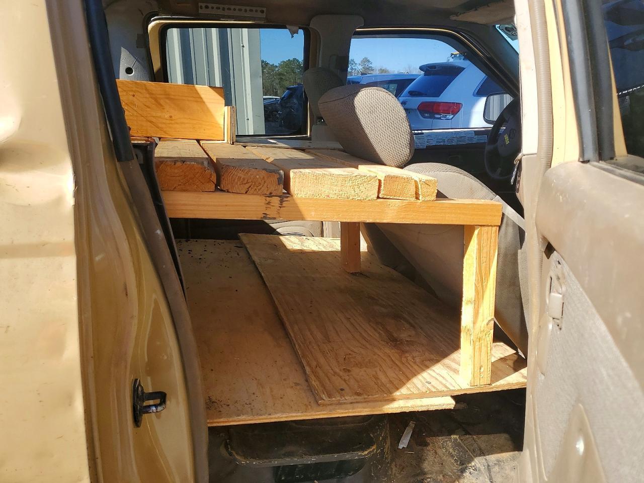 2001 NISSAN Frontier