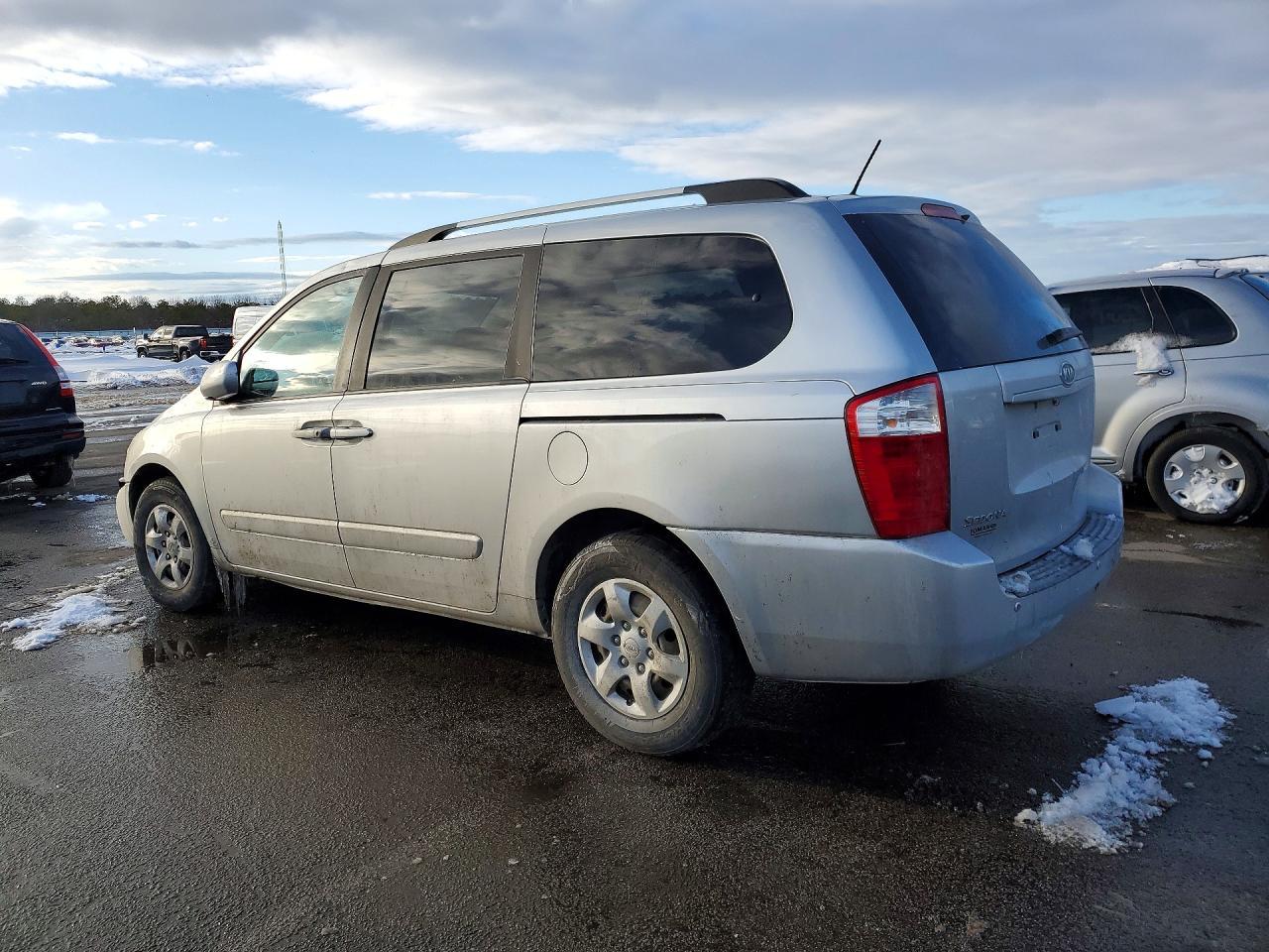 2010 KIA SEDONA
