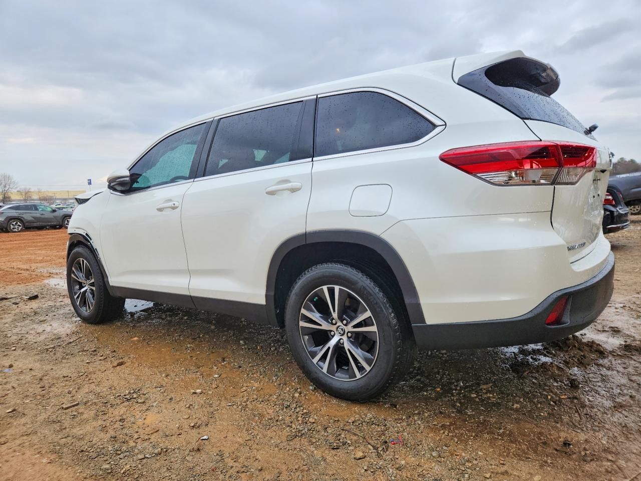 2019 TOYOTA HIGHLANDER
