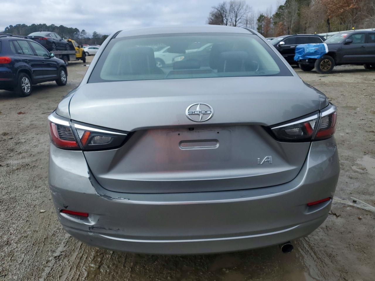2016 TOYOTA SCION