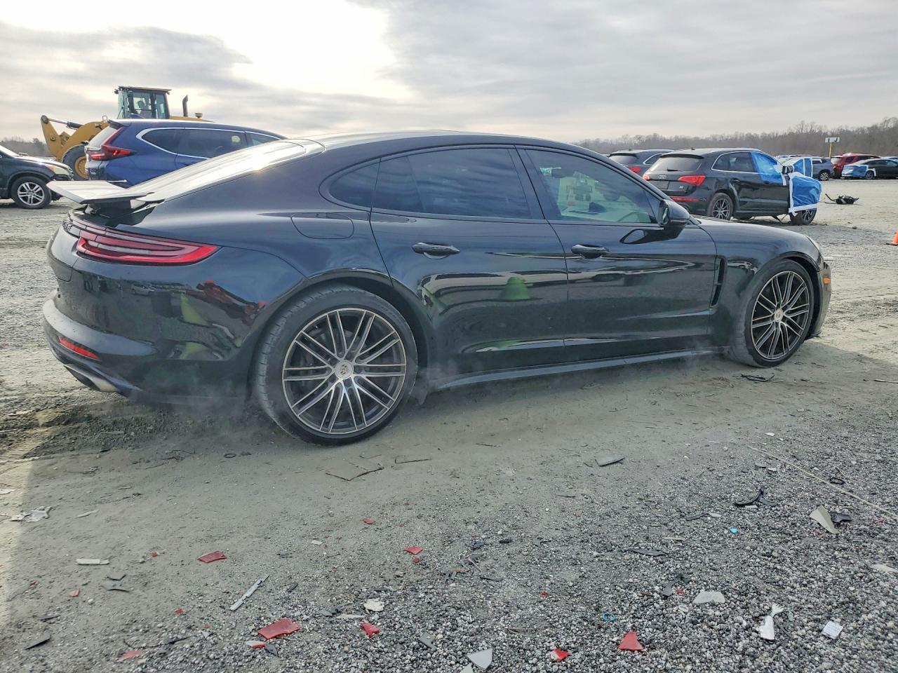 2019 PORSCHE Panamera