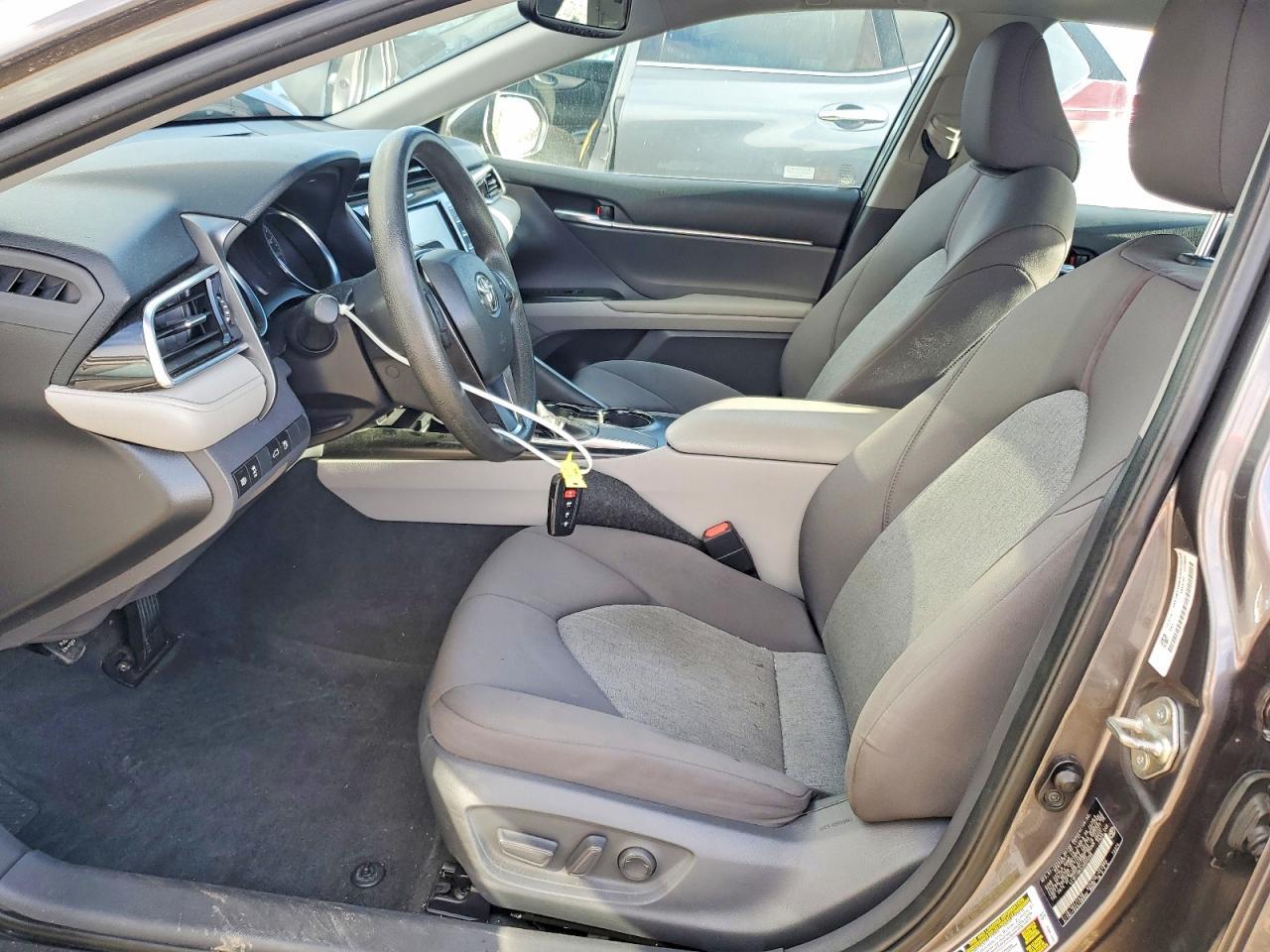 2018 TOYOTA CAMRY