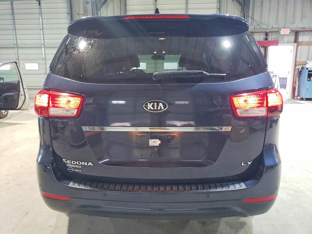 2016 KIA SEDONA