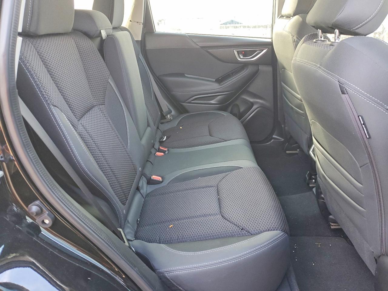 2023 SUBARU FORESTER