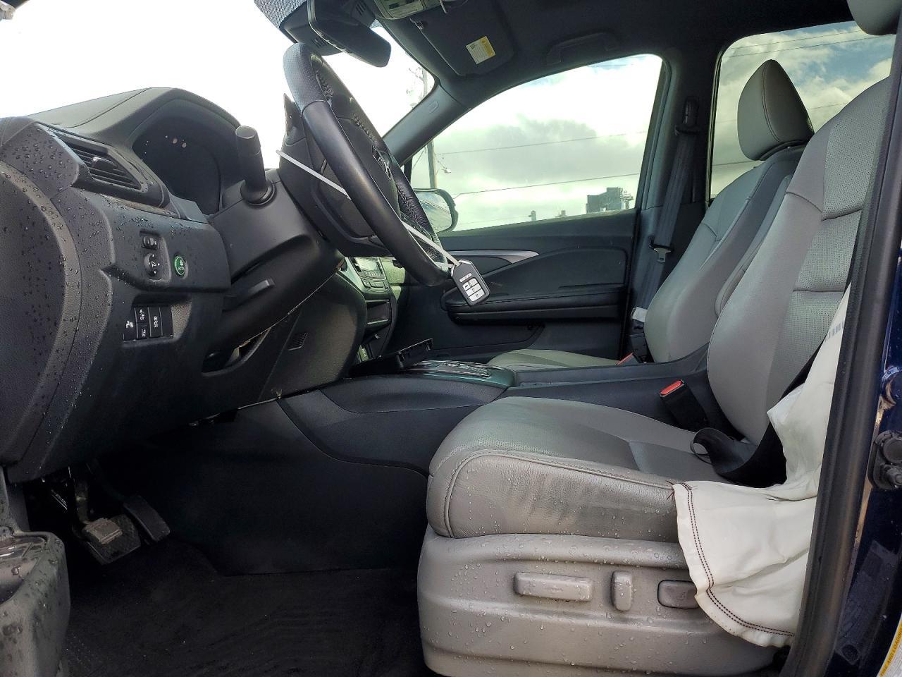 2022 HONDA Passport