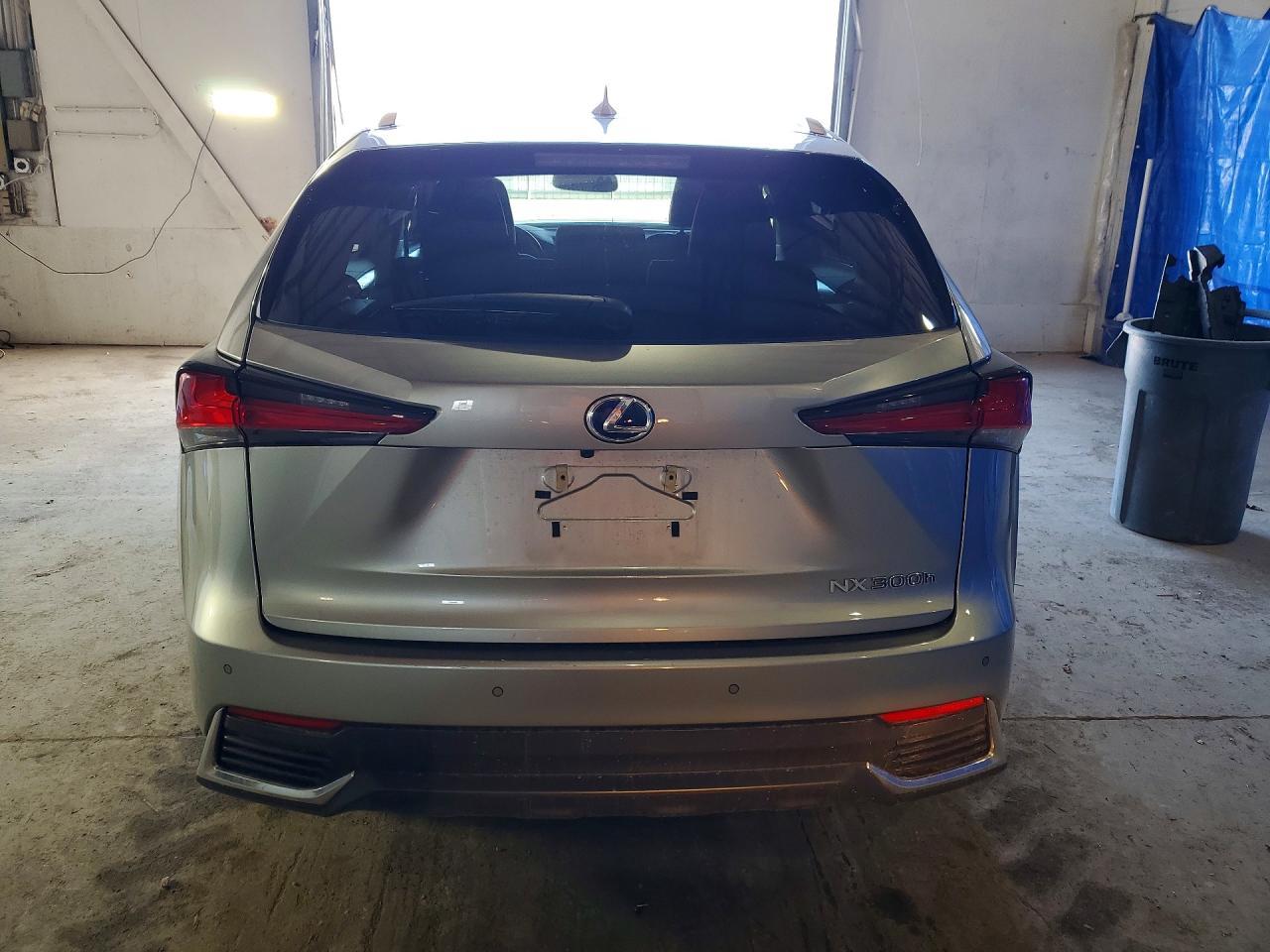 2021 LEXUS NX 300H