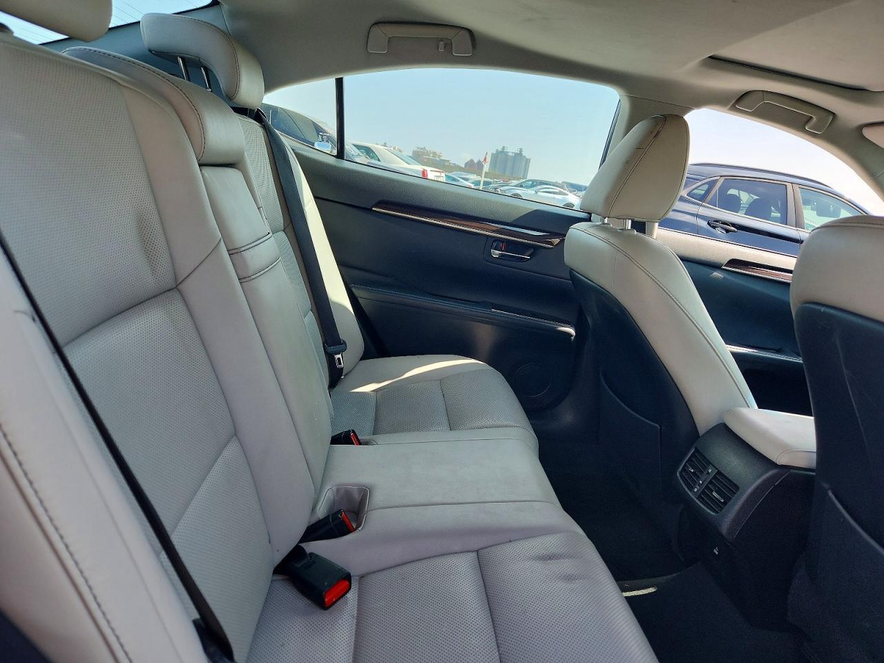 2016 LEXUS ES 350