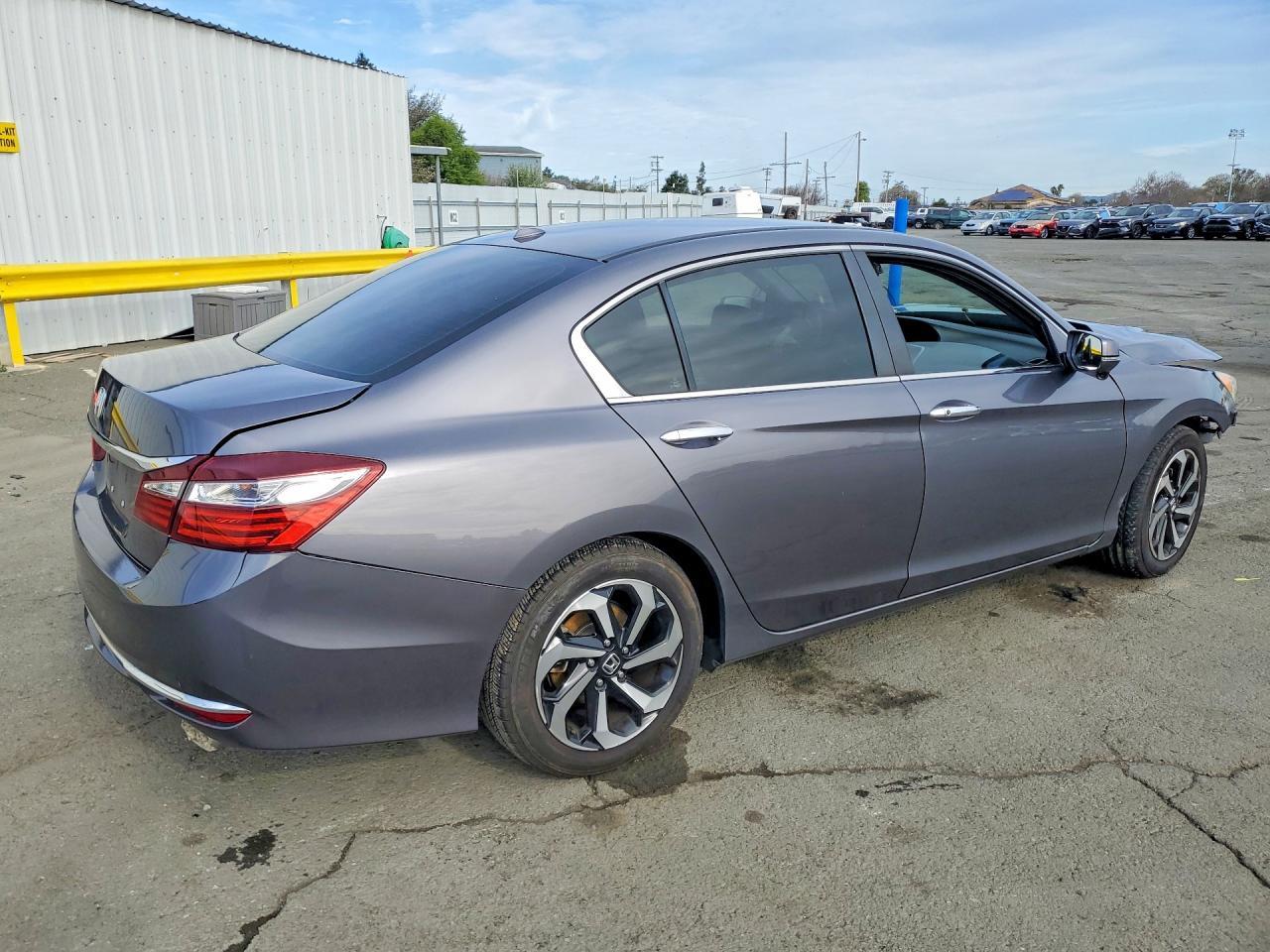 2017 HONDA ACCORD