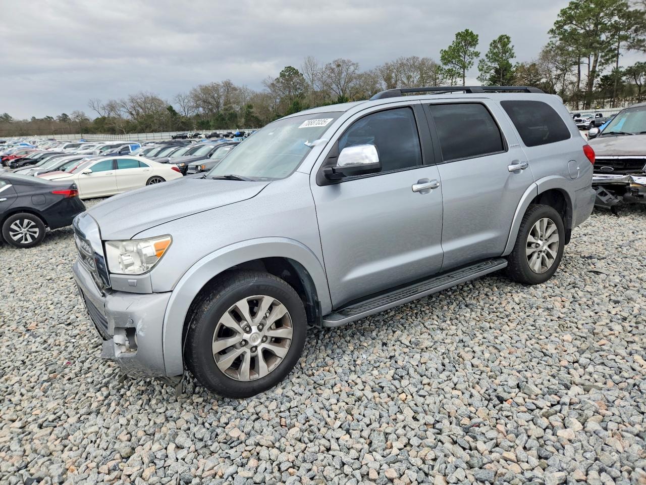 2016 TOYOTA Sequoia