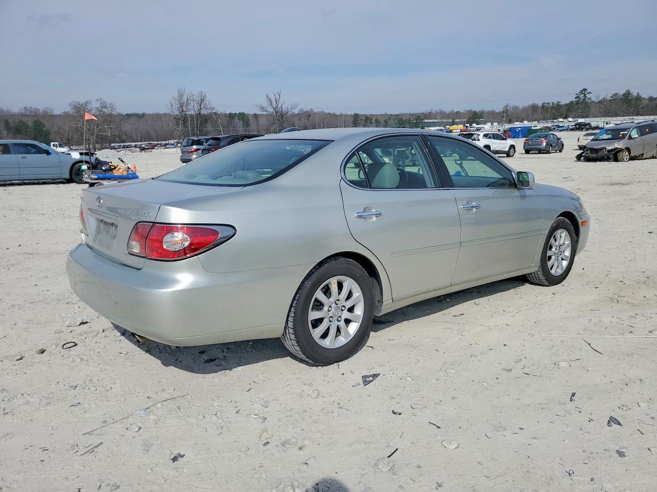 2004 LEXUS ES 330