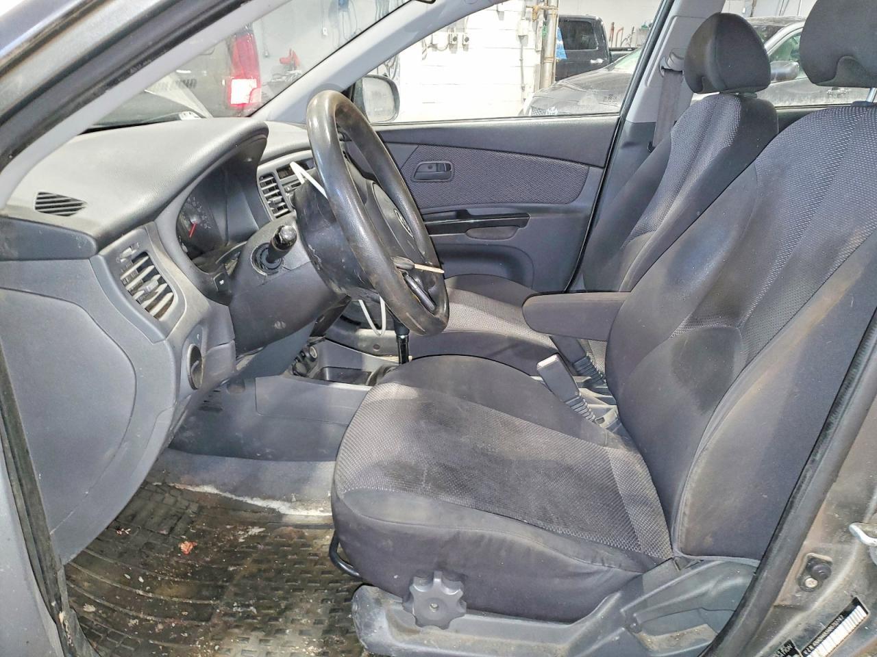 2011 KIA RIO