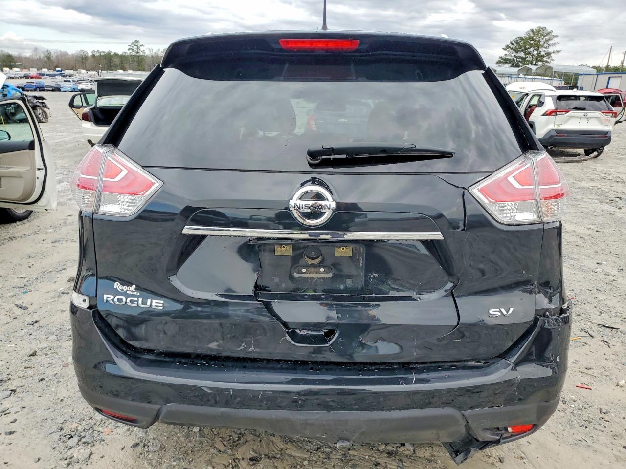 2016 NISSAN ROGUE