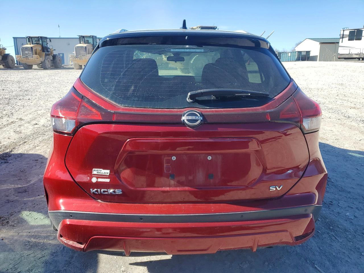 2022 NISSAN KICKS