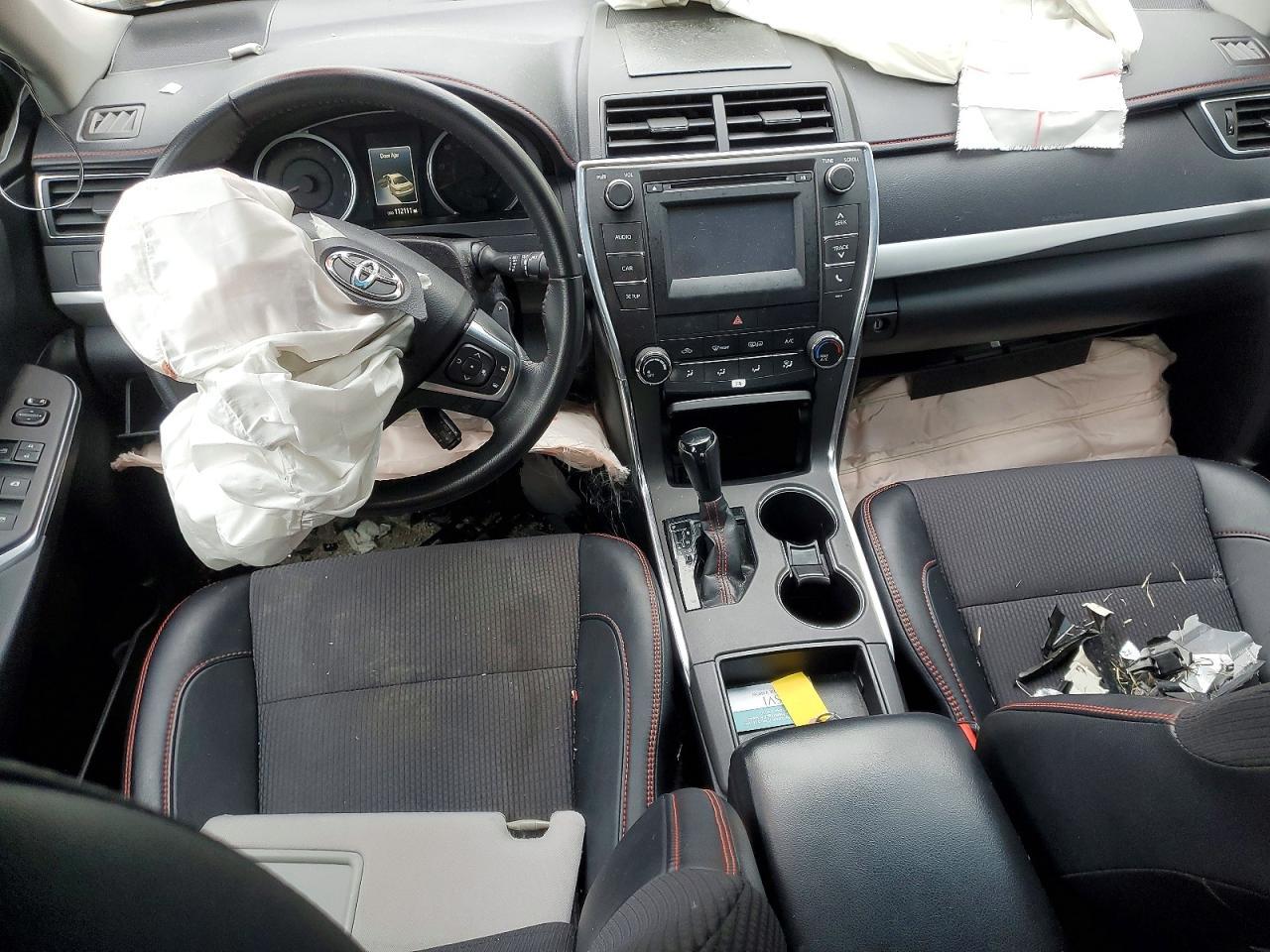 2016 TOYOTA CAMRY
