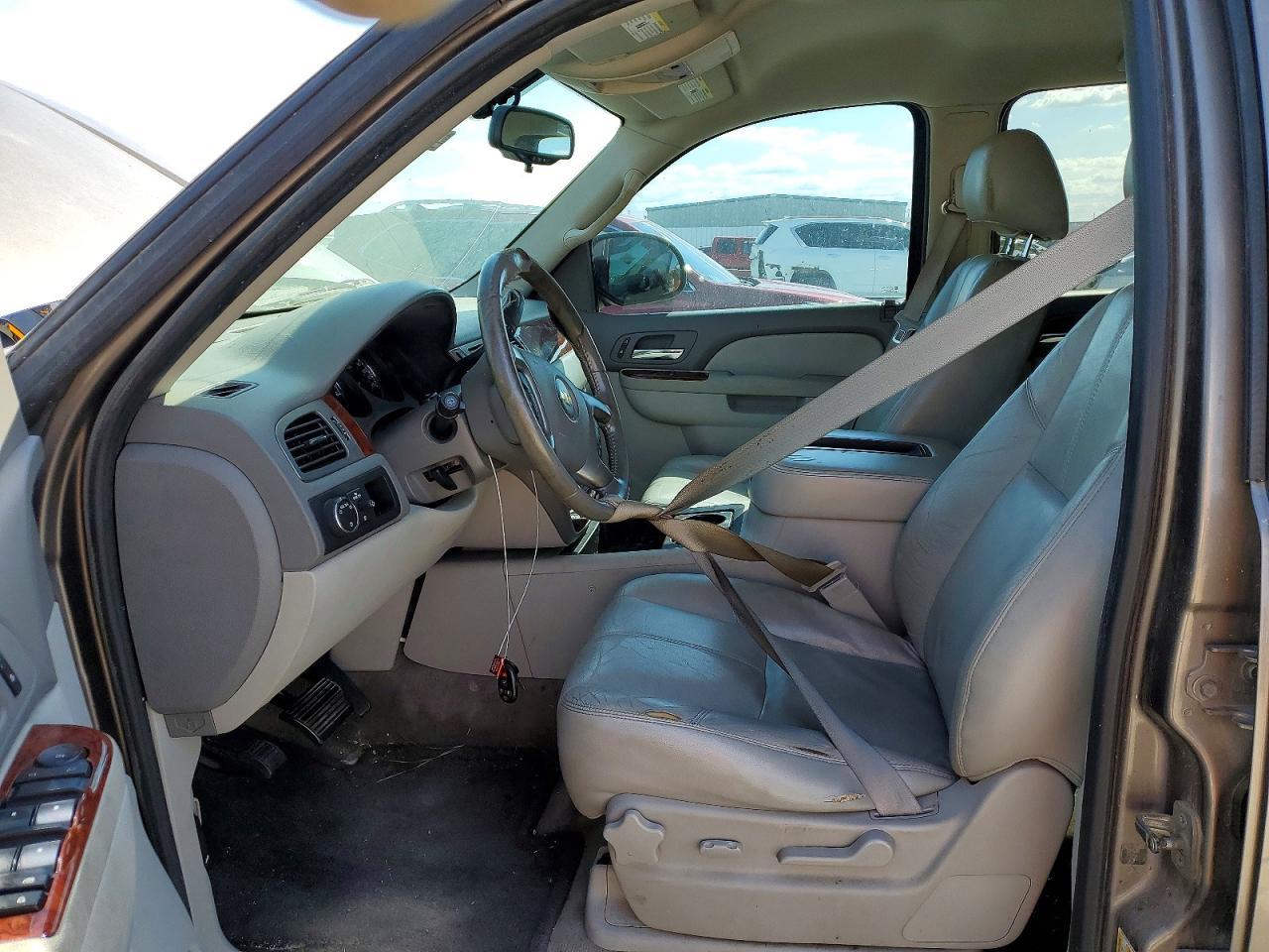 2012 CHEVROLET Tahoe