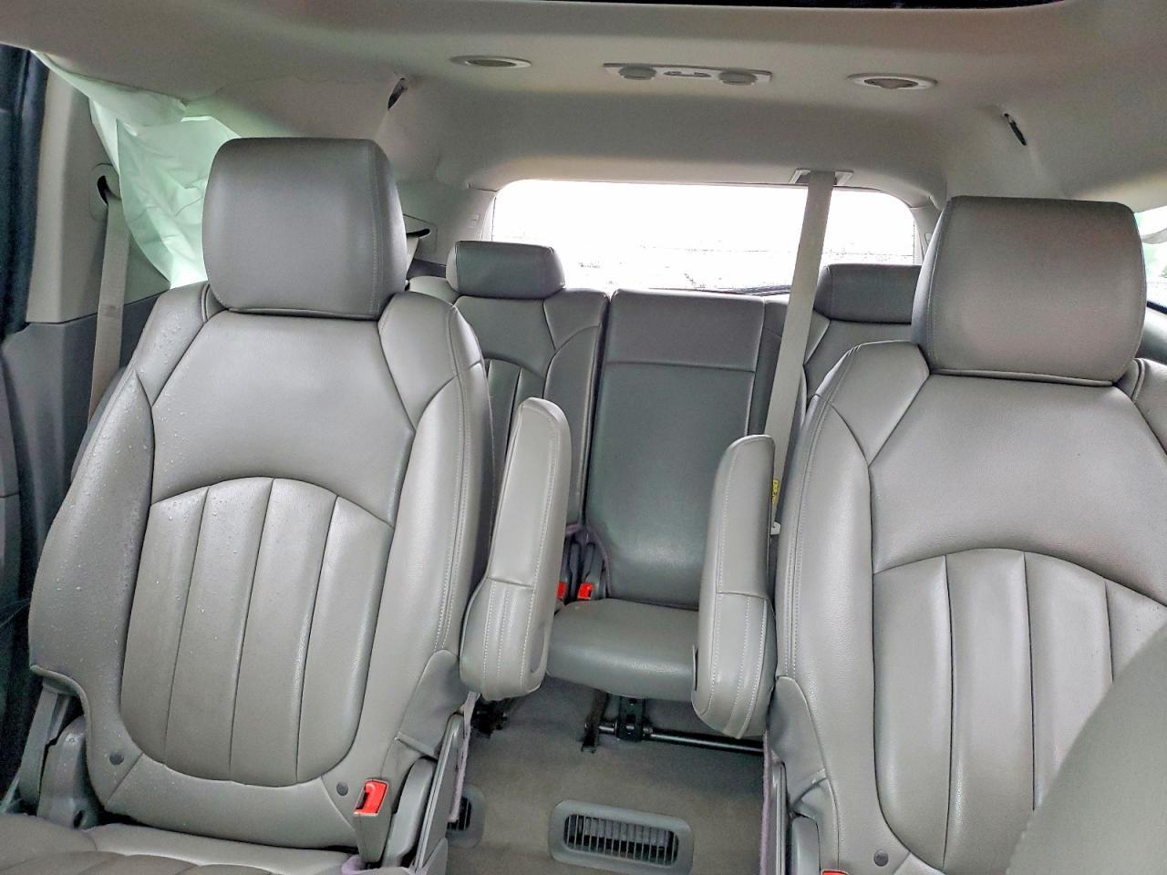 2011 CHEVROLET TRAVERSE