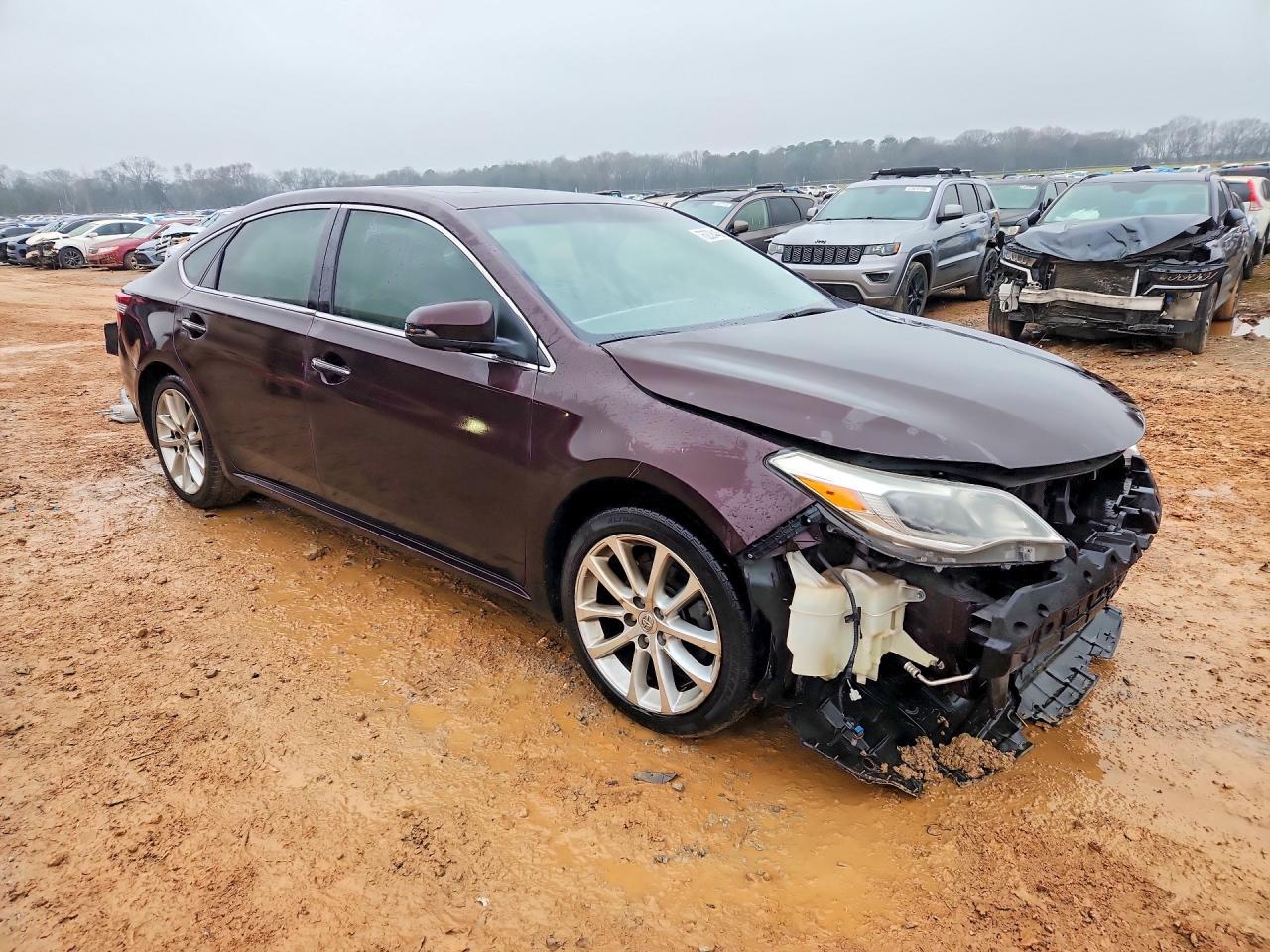 2013 TOYOTA Avalon