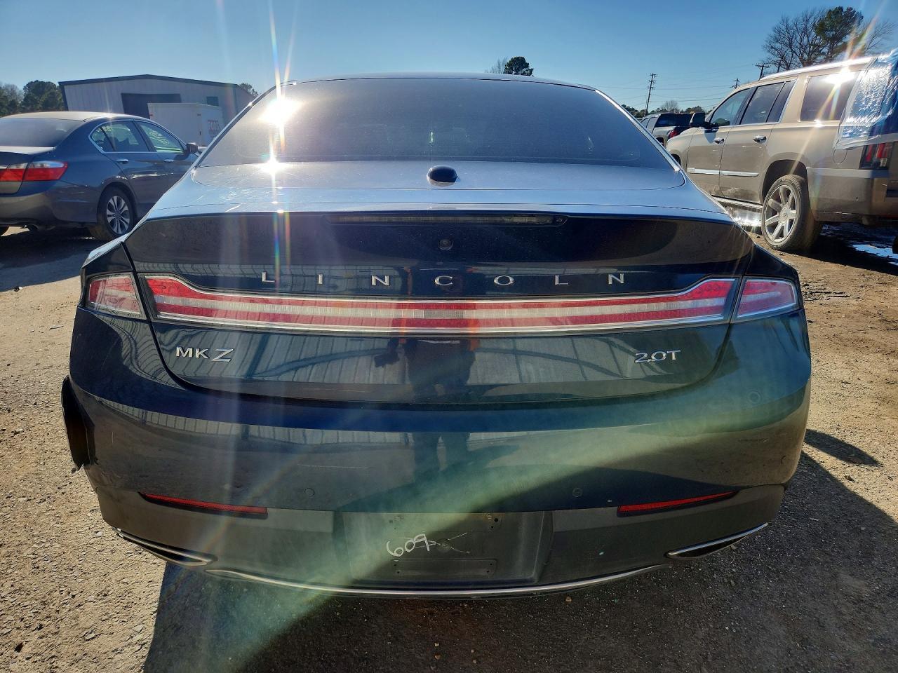 2017 LINCOLN MKZ