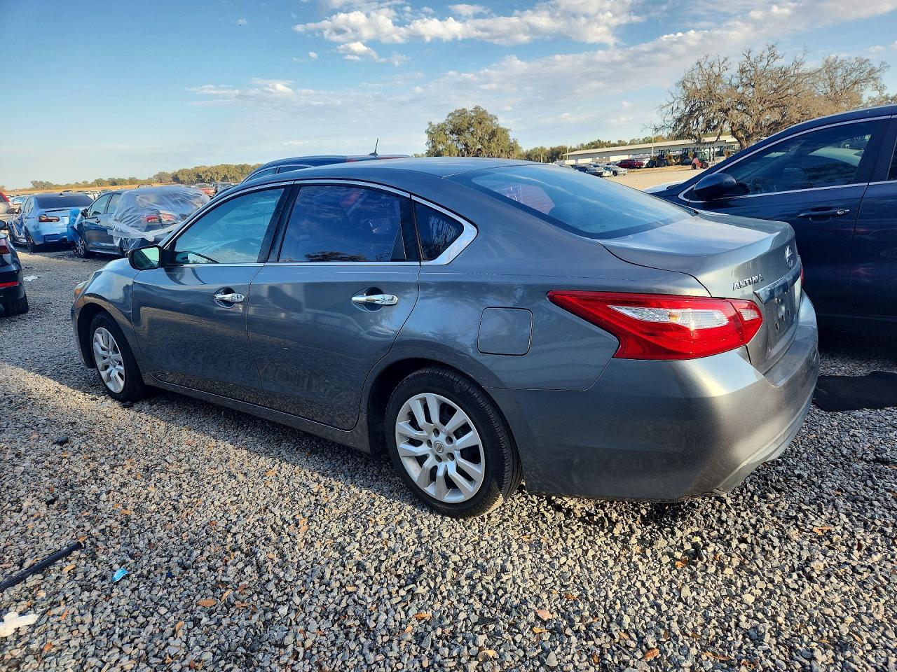 2017 NISSAN ALTIMA
