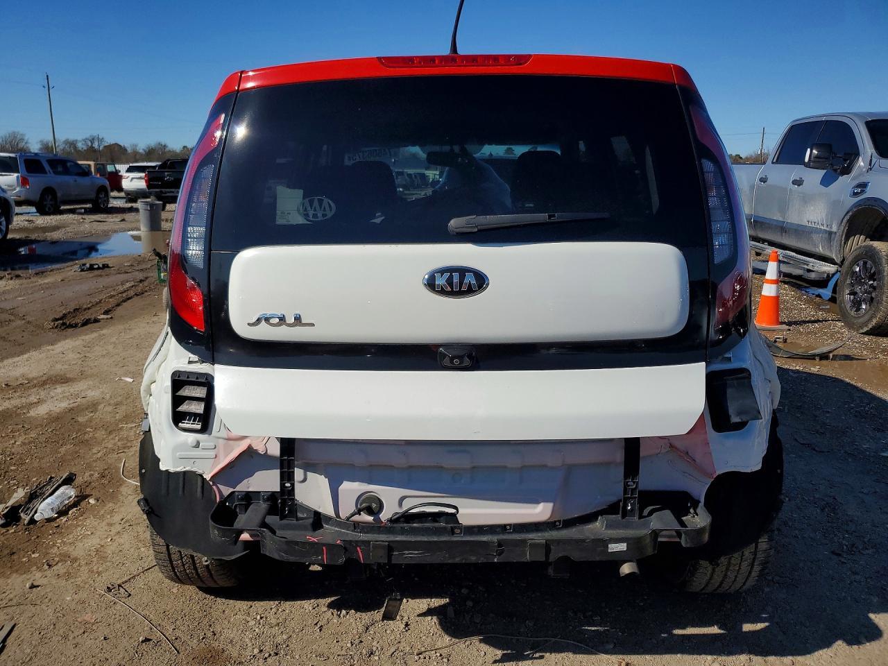 2018 KIA SOUL