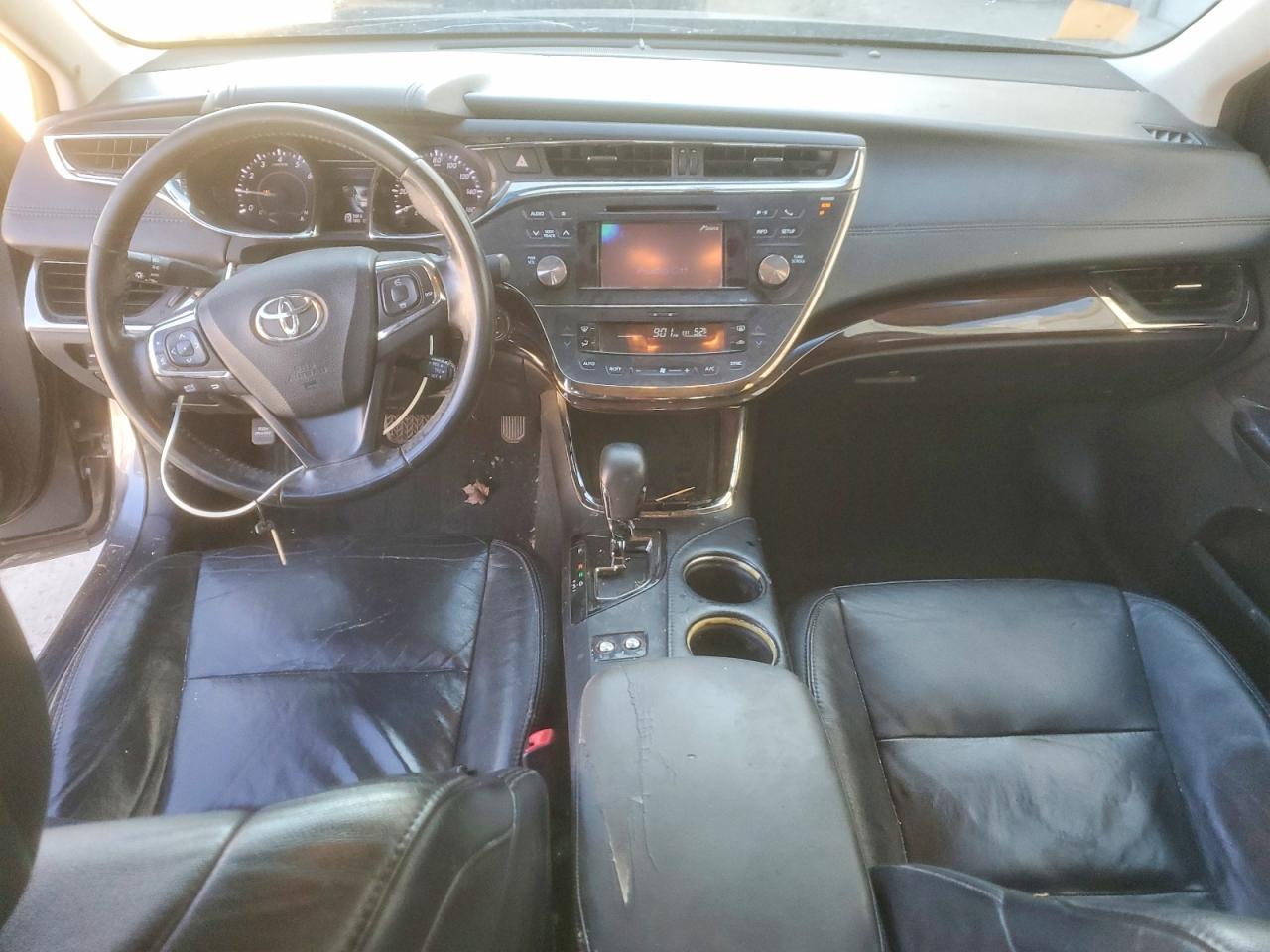 2013 TOYOTA Avalon