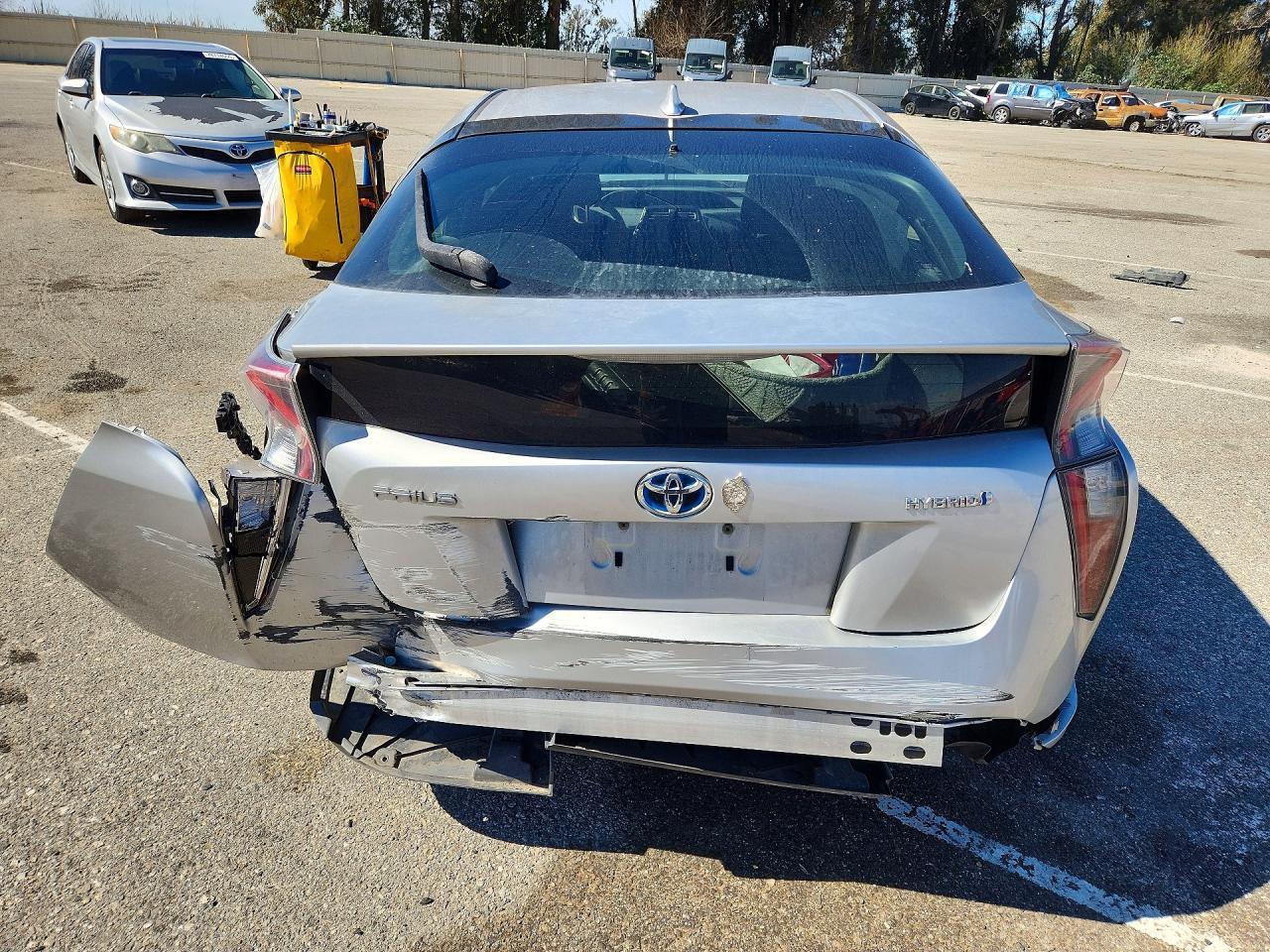 2016 TOYOTA PRIUS