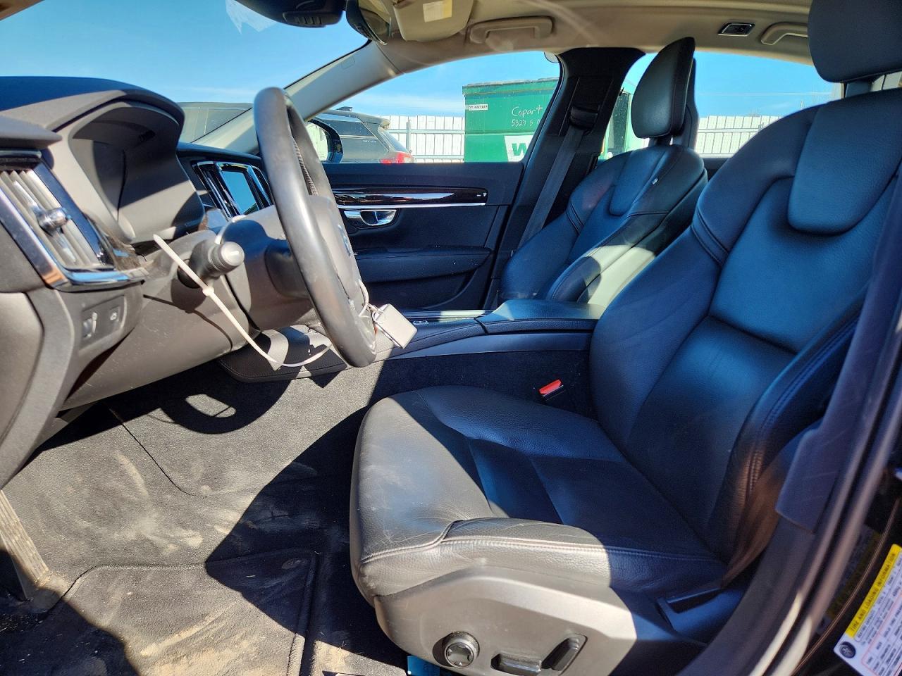 2018 VOLVO S90