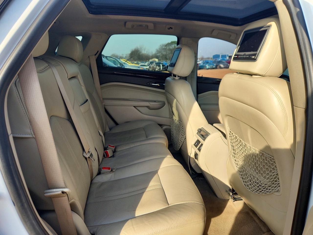 2011 CADILLAC SRX