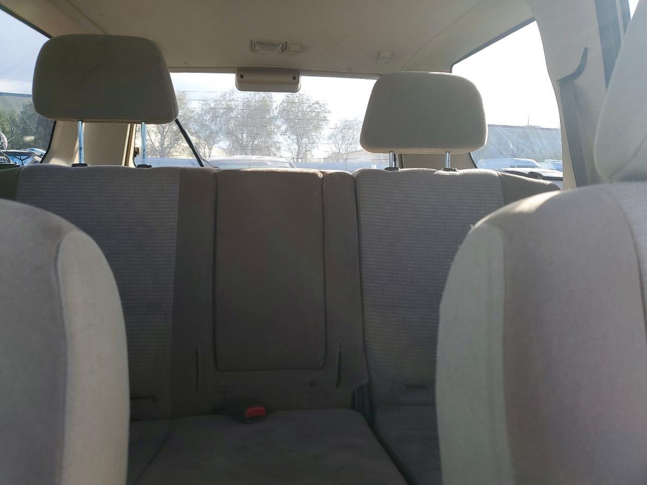2003 MITSUBISHI Montero