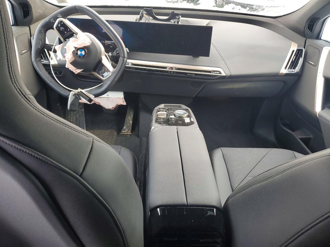 2026 BMW iX