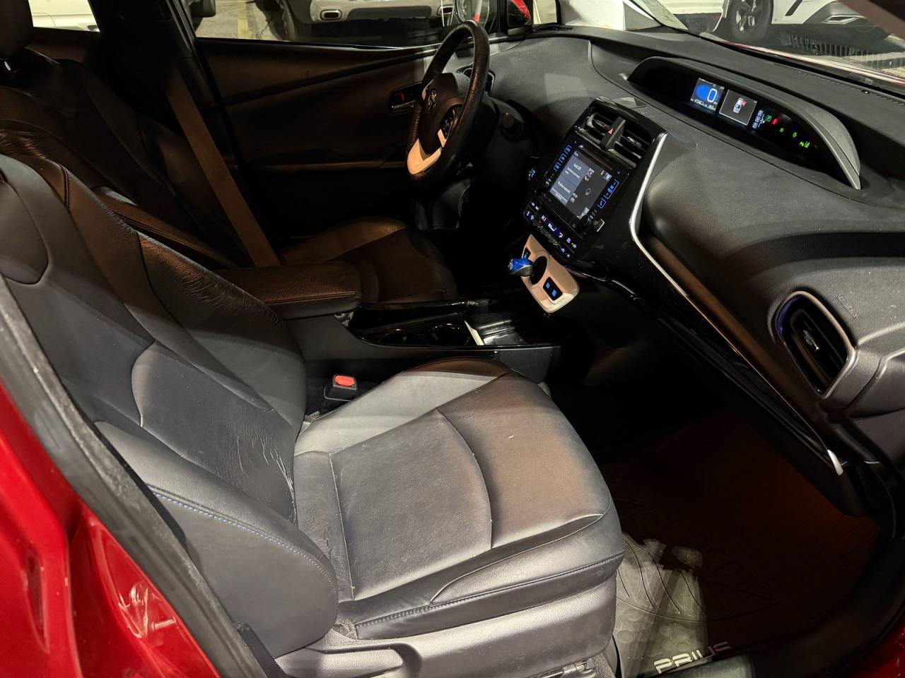 2017 TOYOTA PRIUS