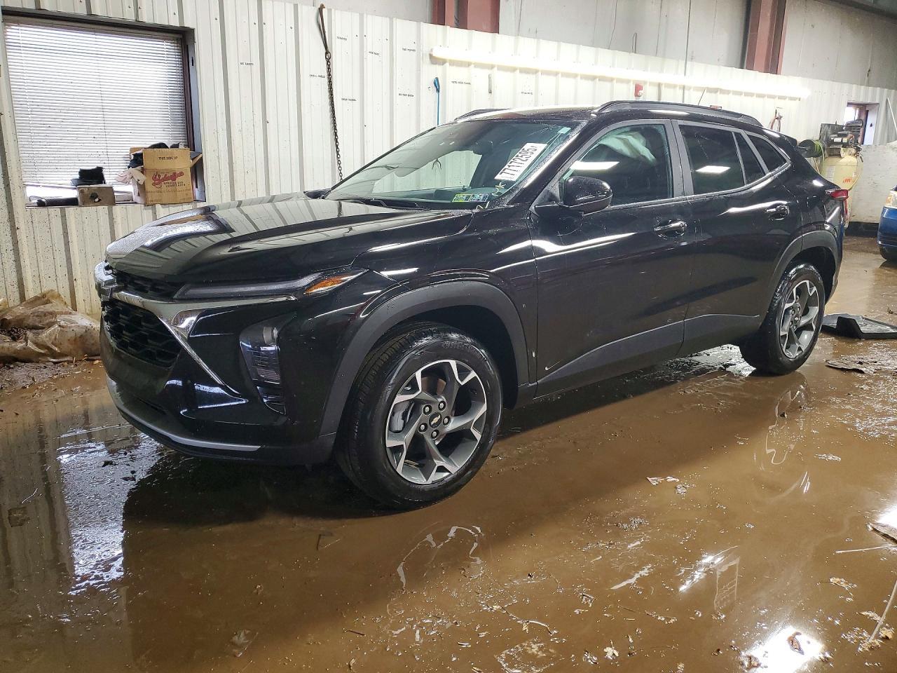 2025 CHEVROLET TRAX