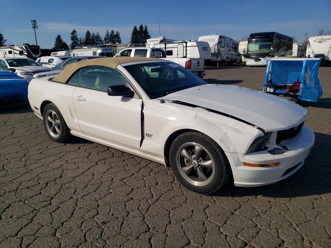 2005 FORD MUSTANG