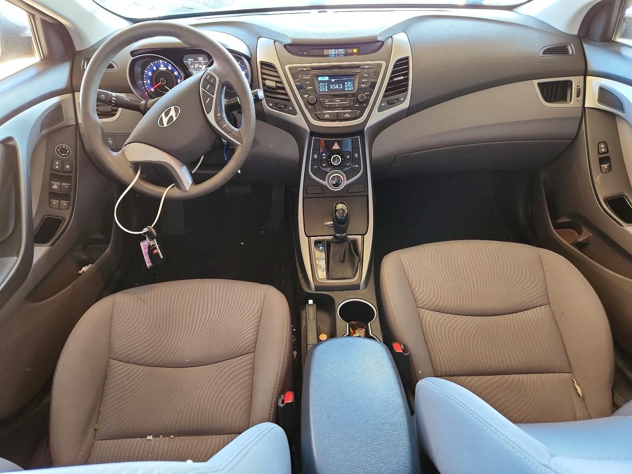 2016 HYUNDAI ELANTRA