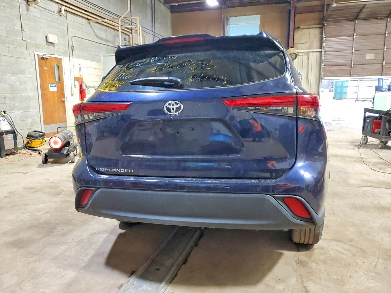 2022 TOYOTA HIGHLANDER