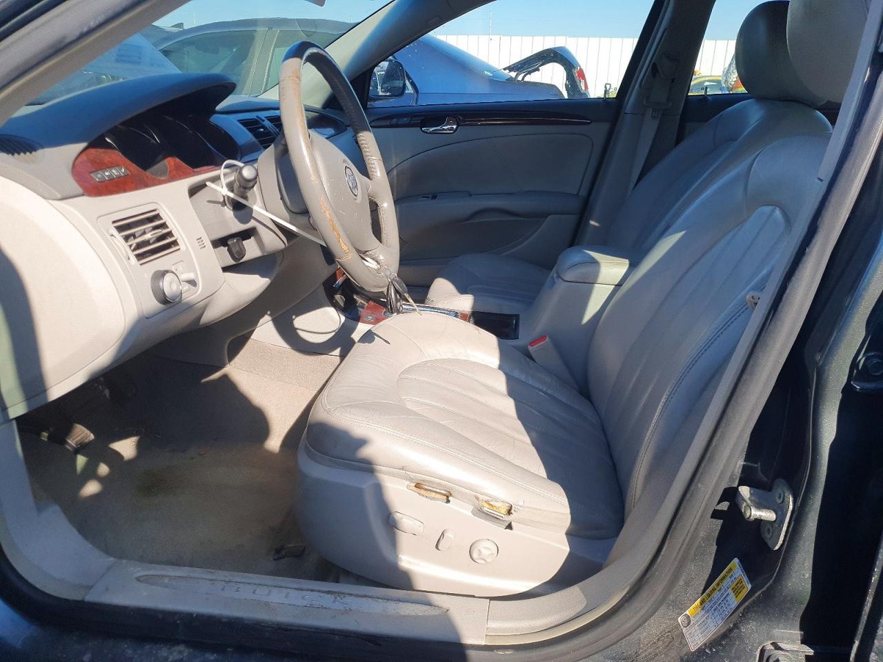2010 BUICK Lucerne