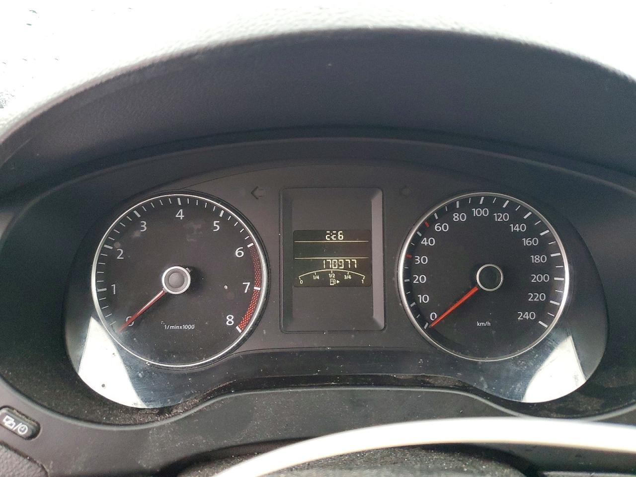 2013 VOLKSWAGEN JETTA