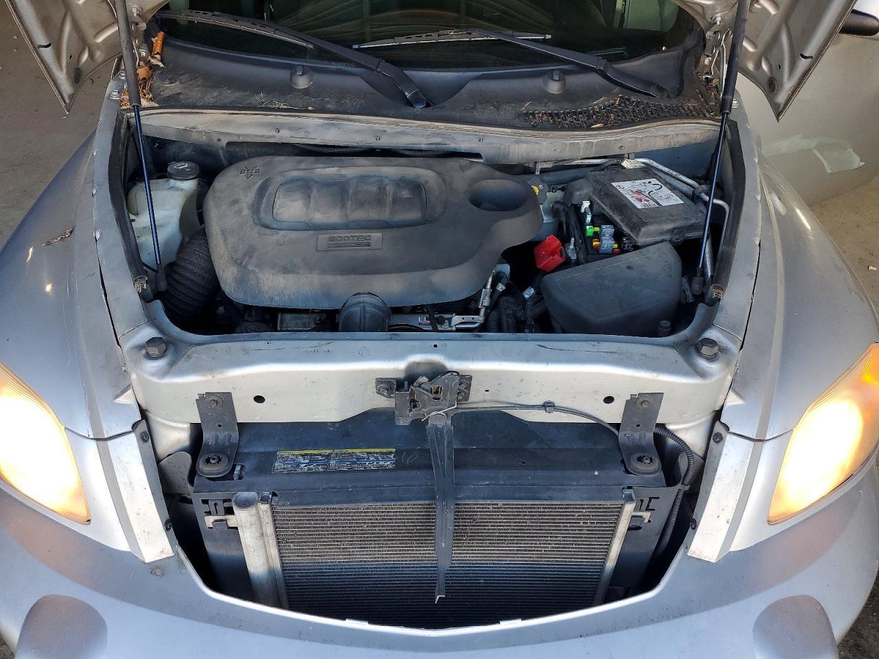 2011 CHEVROLET HHR